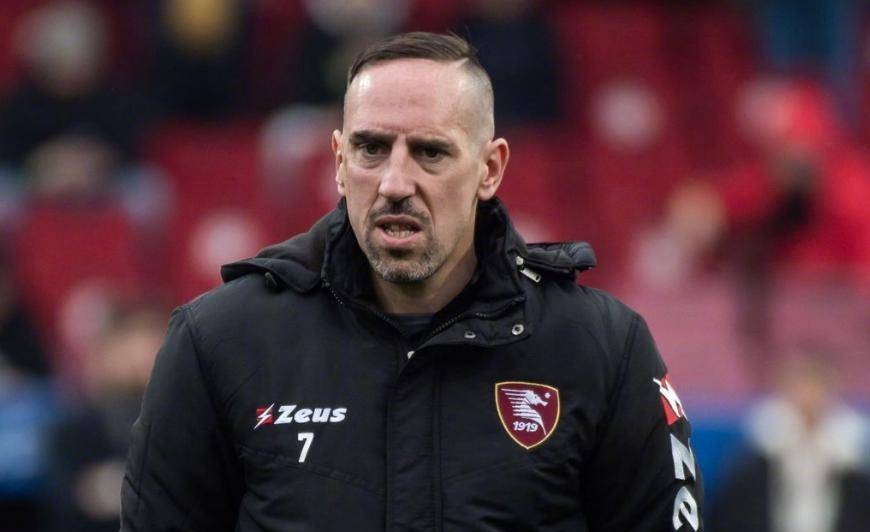 关于萨索洛球员受伤消息，是否影响球队表现的信息