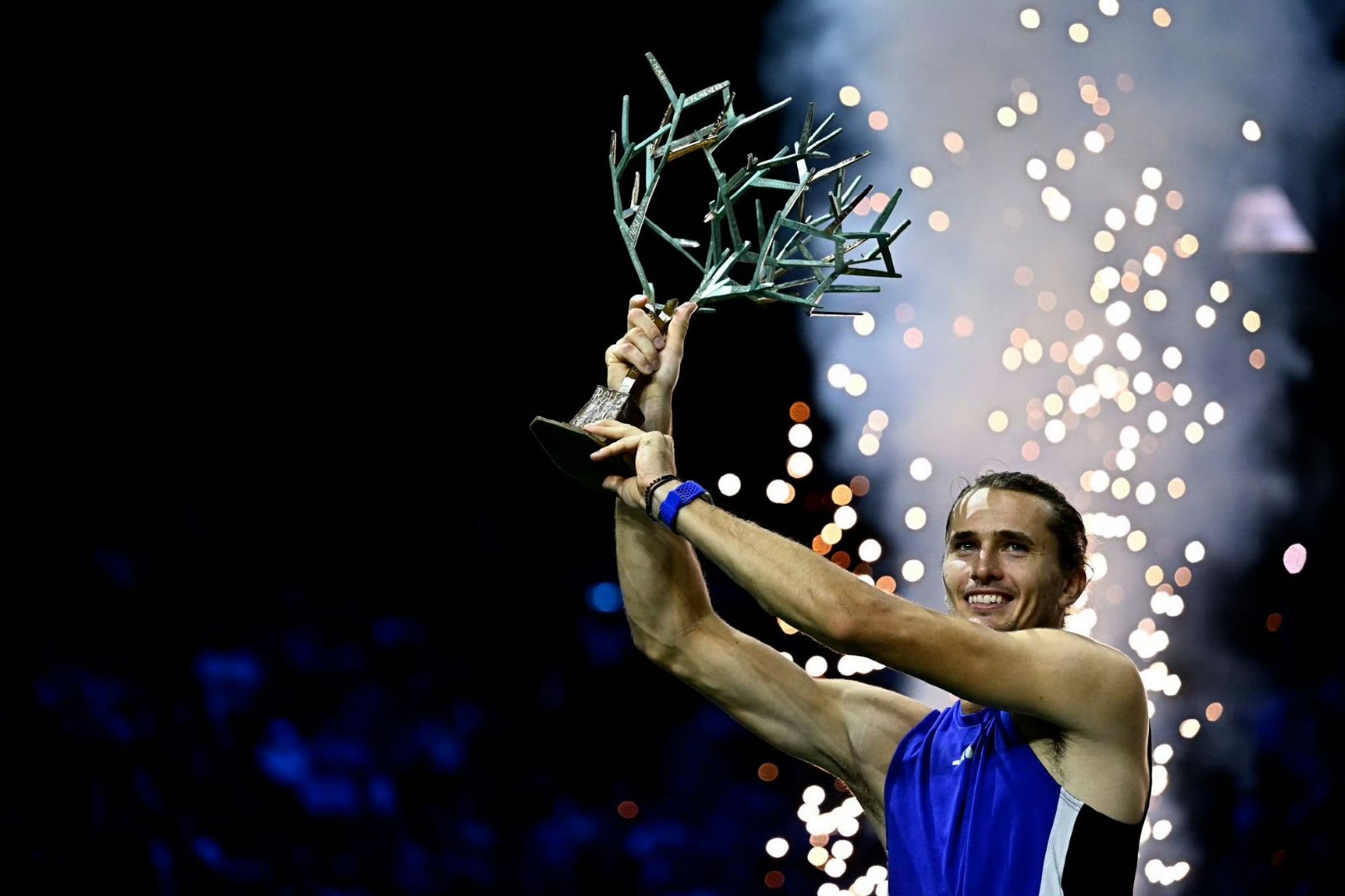  德约致敬老对手纳达尔 